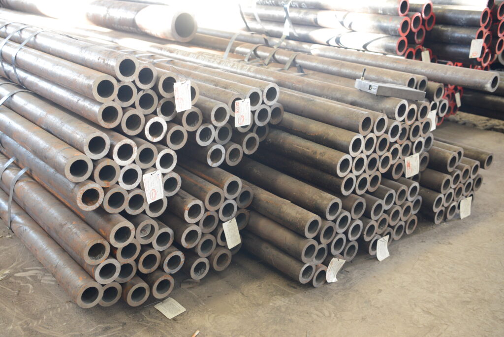 Hot Sale Seamless Steel pipe ASTM A210-C Thick Wall 168mm ST52 Round Tube Large Diameter Carbon Steel Tube 1 DSC 5597 1