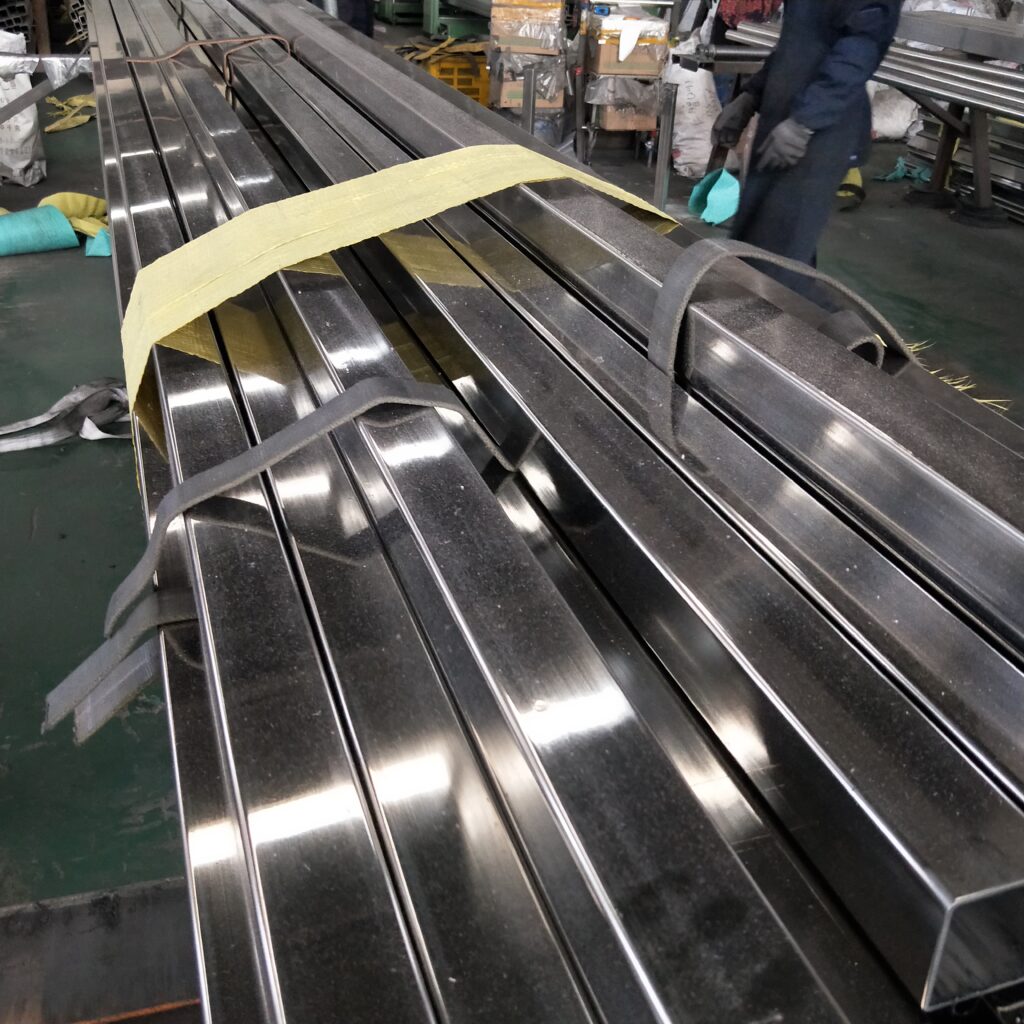 Factory Price ASTM Standard 304 201 Stainless Steel square Pipe square Seamless Stainless Steel Pipe 4 IMG20191110151824
